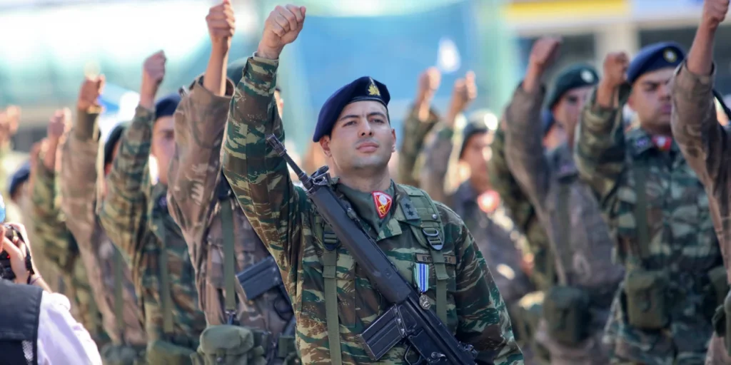 Ένοπλες Δυνάμεις: Αλλάζουν όλα στην εφεδρεία, στόχος να δημιουργηθεί ισχυρή δύναμη 150.000 εκπαιδευμένων Ένοπλες Δυνάμεις: Αλλάζουν όλα στην εφεδρεία, στόχος να δημιουργηθεί ισχυρή δύναμη 150.000 εκπαιδευμένων