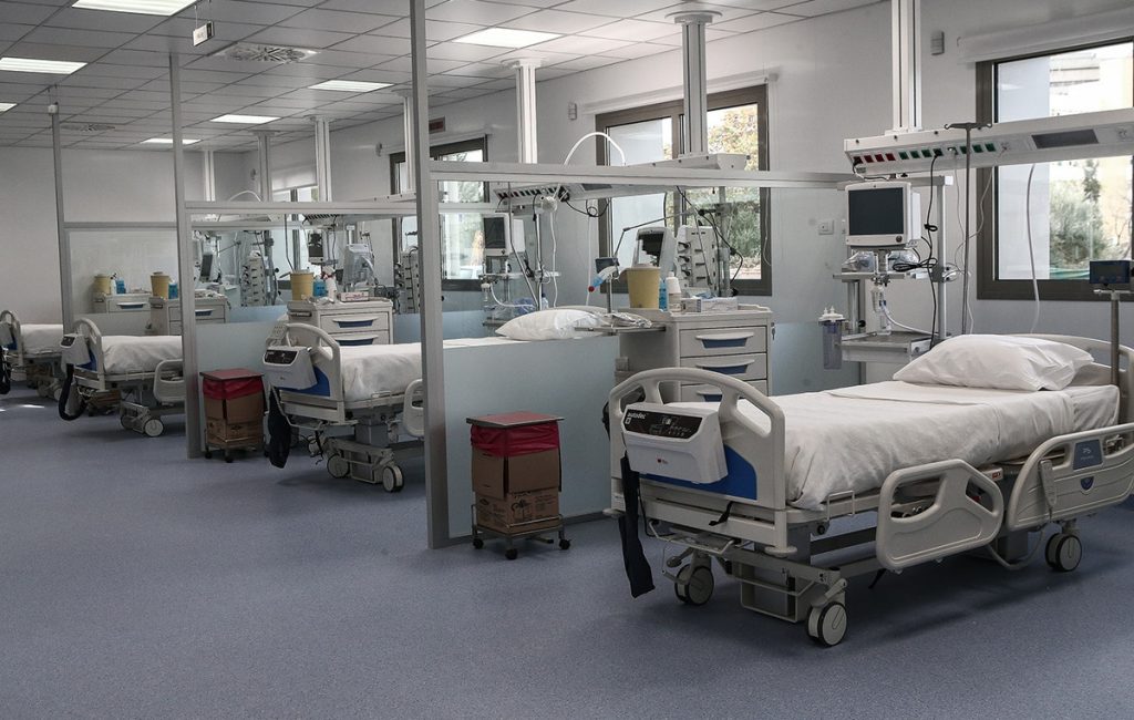 ΕΟΔΥ: Ένας θάνατος από covid-19 και δύο από γρίπη την τελευταία εβδομάδα