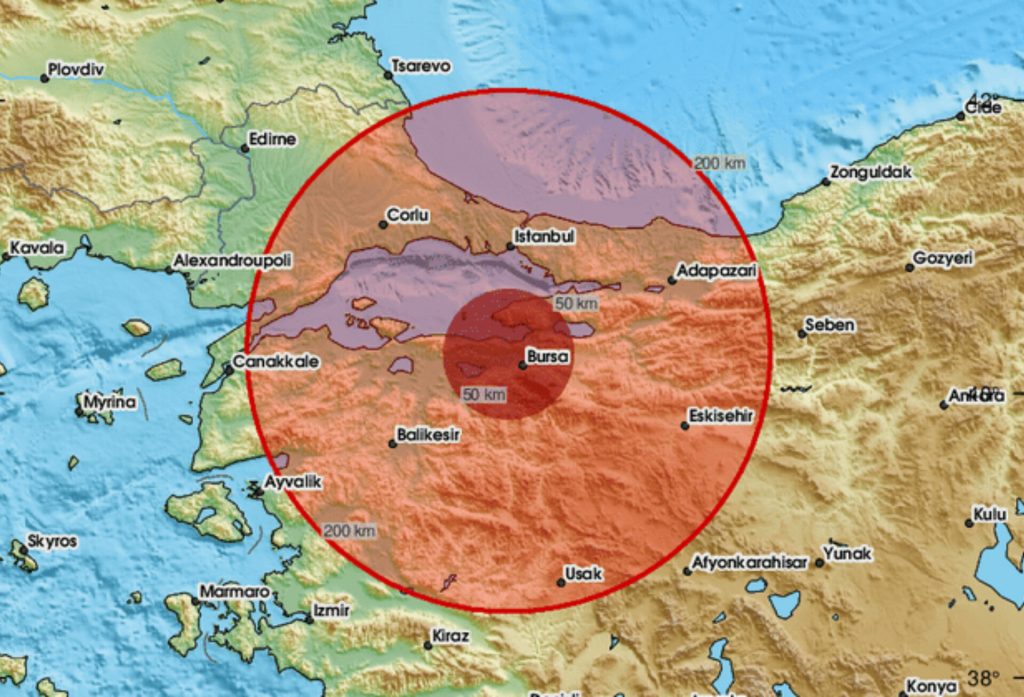 Ισχυρός σεισμός τώρα στην Κωνσταντινούπολη