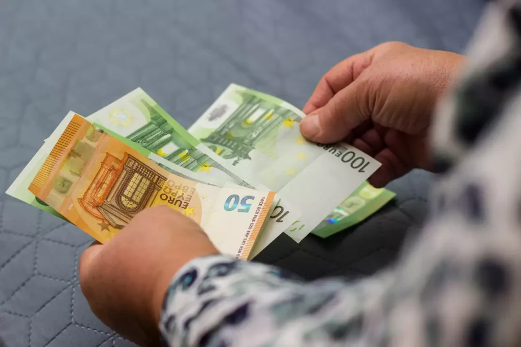 Πόση σύνταξη θα πάρετε με 25 έως 30 χρόνια ασφάλισης; ΠΗΓΗ: workenter.gr