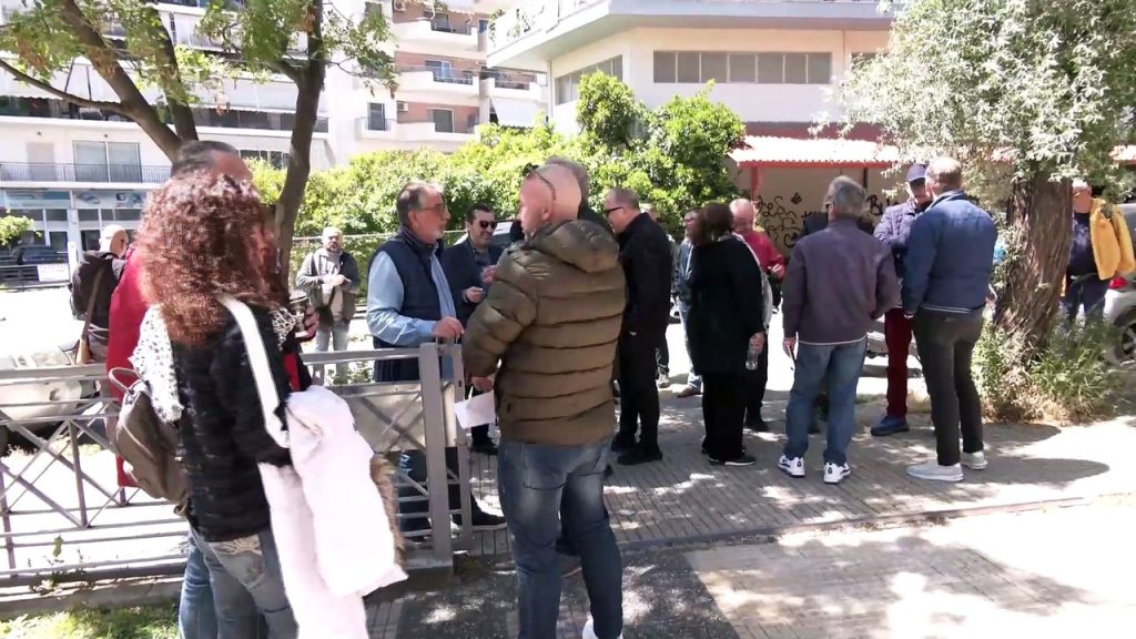 Στο πλευρό των εφοριακών και ο Εμπορικός Σύλλογος Δομοκού(video) Στο πλευρό των εφοριακών και ο Εμπορικός Σύλλογος Δομοκού(video)