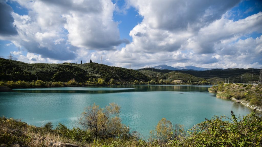 Άρτα: 2 παιδιά ανασύρθηκαν χωρίς τις αισθήσεις τους από τον Άραχθο Άρτα: 2 παιδιά ανασύρθηκαν χωρίς τις αισθήσεις τους από τον Άραχθο