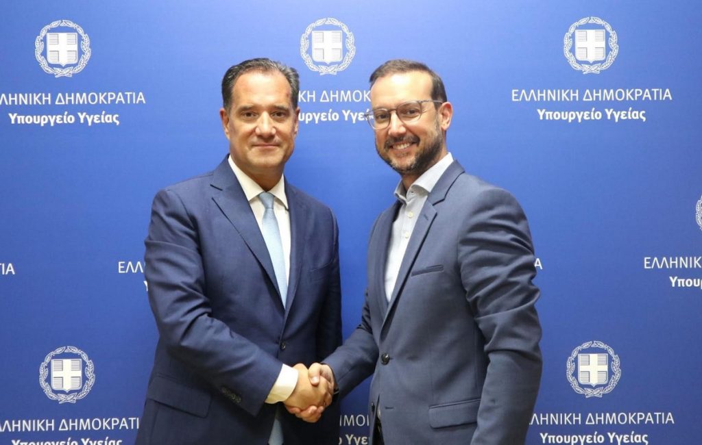 Παραιτήθηκε ο επικεφαλής του ΕΟΦ, Ευάγγελος Μανωλόπουλος – Νέος πρόεδρος ο Σπύρος Σαπουνάς