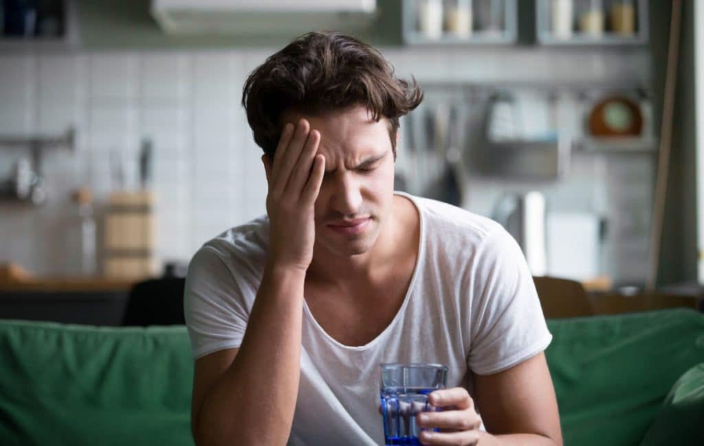 Γιατροί επιβεβαιώνουν ότι το «hangover των δύο ημερών» είναι αληθινό – Τι να κάνετε για να το καταπολεμήσετε