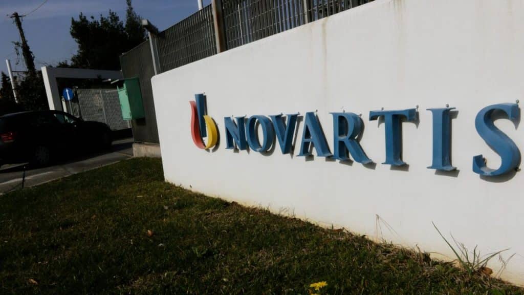 Υπόθεση Novartis: Φυλάκιση 25 μηνών στον Δεστεμπασίδη και 33 στη Μαραγγέλη με τριετή αναστολή Υπόθεση Novartis: Φυλάκιση 25 μηνών στον Δεστεμπασίδη και 33 στη Μαραγγέλη με τριετή αναστολή