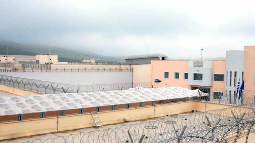Δομοκός: Κρατούμενος μεταφέρθηκε στις φυλακές με το στομάχι γεμάτο φακελάκια με ναρκωτικά