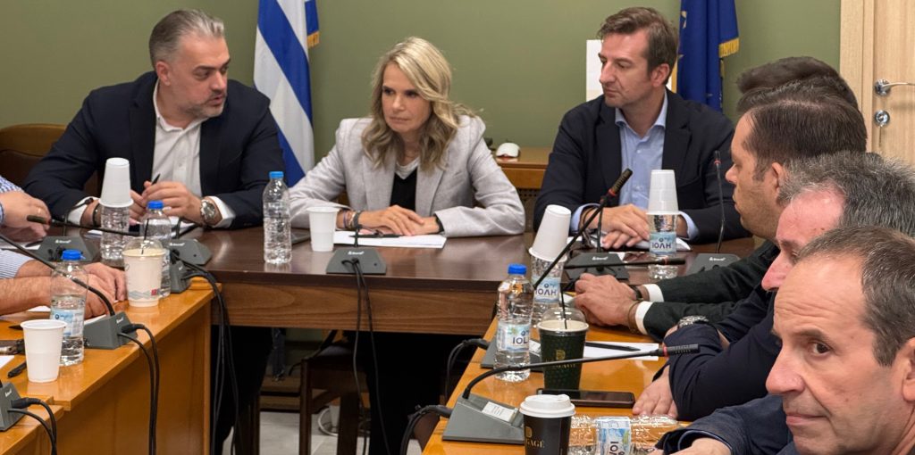 Επίσκεψη κλιμακίου του ΠΑΣΟΚ-ΚΙΝΑΛ στο Επιμελητήριο Φθιώτιδας