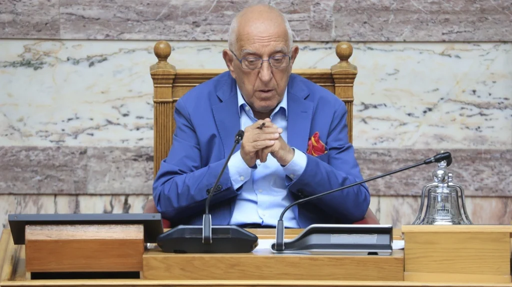 Κακλαμάνης σε Κωνσταντοπούλου: Δίνετε ασίστ στον πρωθυπουργό και βάζει τρίποντα – Δείτε βίντεο Κακλαμάνης σε Κωνσταντοπούλου: Δίνετε ασίστ στον πρωθυπουργό και βάζει τρίποντα – Δείτε βίντεο