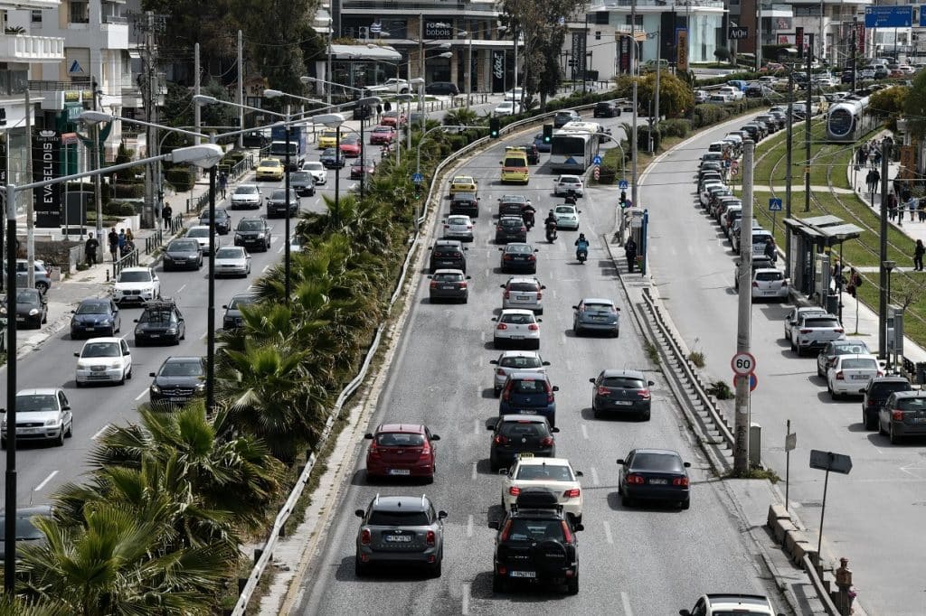 Ήρθαν τα πρώτα «ραβασάκια» για τα ανασφάλιστα οχήματα Ήρθαν τα πρώτα «ραβασάκια» για τα ανασφάλιστα οχήματα
