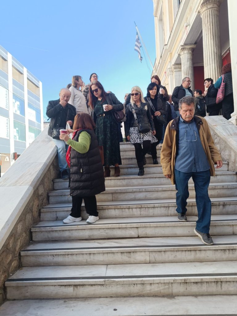 Αναβολή στη δίκη για τα φωτοβολταϊκά στην Καΐτσα – Νέα ημερομηνία στις 11 Δεκεμβρίου Αναβολή στη δίκη για τα φωτοβολταϊκά στην Καΐτσα – Νέα ημερομηνία στις 11 Δεκεμβρίου