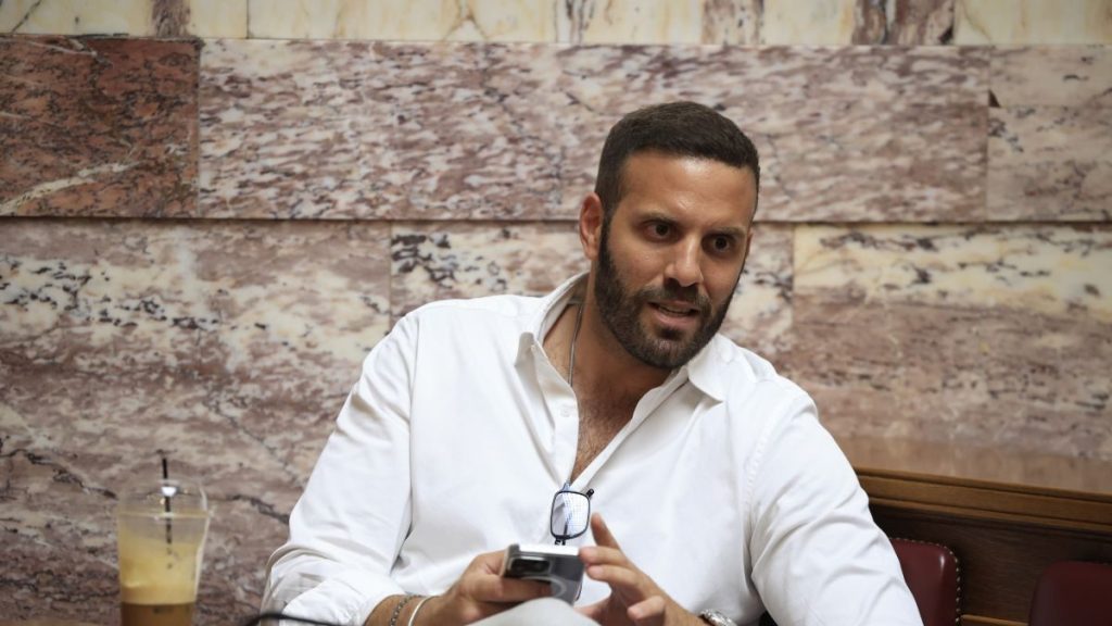 Νίκος Παππάς: Από τις ύβρεις και τα ηχητικά στη χειροδικία – Το χρονικό των προκλήσεων του ευρωβουλευτή του ΣΥΡΙΖΑ