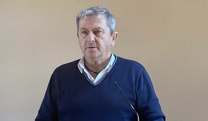Η Περιφέρεια Στερεάς Ελλάδας προχωρά στην επαναπροκήρυξη χορήγησης νέων αδειών παραγωγών πωλητών υπαίθριου εμπορίου Η Περιφέρεια Στερεάς Ελλάδας προχωρά στην επαναπροκήρυξη χορήγησης νέων αδειών παραγωγών πωλητών υπαίθριου εμπορίου