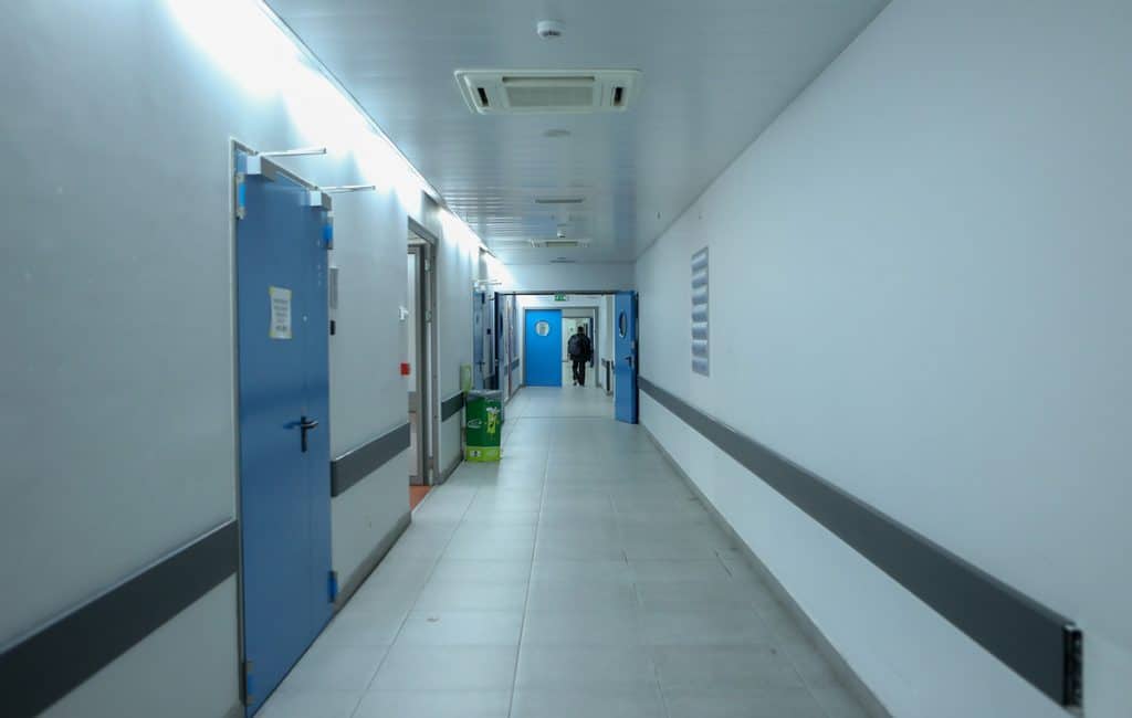 Έντονη ανησυχία για τη γρίπη – Ραγδαία αύξηση εισαγωγών και επισκέψεων στα νοσοκομεία