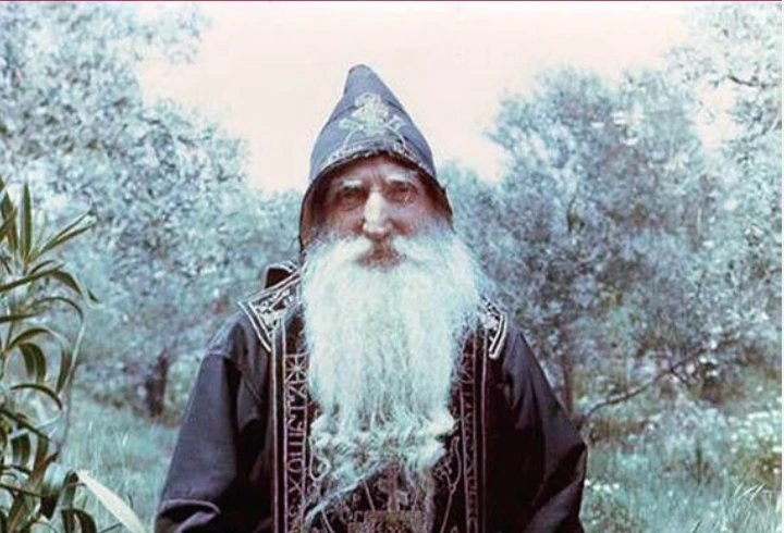 Στην Αγιοκατάταξη του Παπά – Τύχωνα του Αγιορείτη προέβη σήμερα η Αγία και Ιερά Σύνοδος του Οικουμενικού Πατριαρχείου Στην Αγιοκατάταξη του Παπά – Τύχωνα του Αγιορείτη προέβη σήμερα η Αγία και Ιερά Σύνοδος του Οικουμενικού Πατριαρχείου