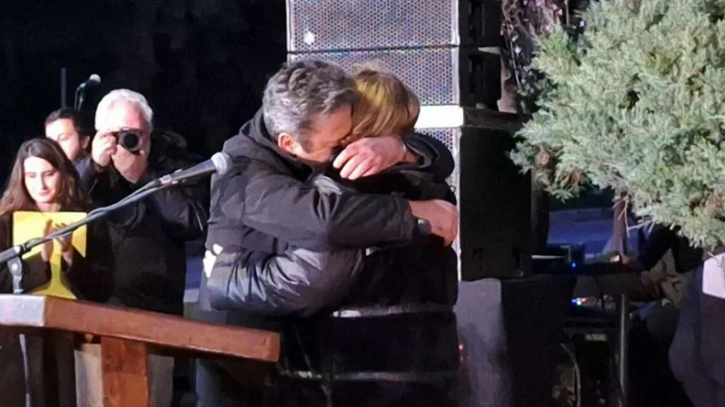 «Το παιδί μου λοιδορήθηκε όσο τίποτε»: Η μητέρα του μηχανοδηγού Σπύρου Βούλγαρη που σκοτώθηκε στα Τέμπη ξεσπά για πρώτη φορά