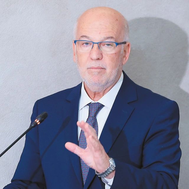 Φλωρίδης για Καρυστιανού: Στις δίκες δεν προβλέπονται ειδικές θέσεις για υποψήφιους αρχηγούς κομμάτων – «Κατάντια», απαντά εκείνη Φλωρίδης για Καρυστιανού: Στις δίκες δεν προβλέπονται ειδικές θέσεις για υποψήφιους αρχηγούς κομμάτων – «Κατάντια», απαντά εκείνη