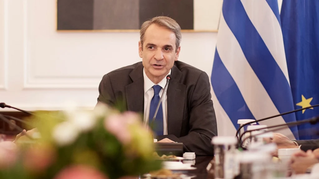Το μεσημέρι ανακοινώνεται το πλαφόν κέρδους σε ράφια και αντλίες κατά των φαινομένων αισχροκέρδειας λόγω πολέμου