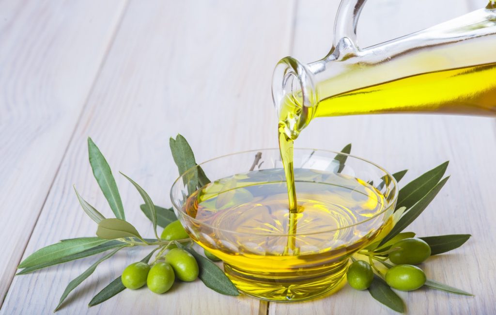 Γιατί αξίζει να μαγειρεύουμε με έξτρα παρθένο ελαιόλαδο – Τι δείχνει νέα έρευνα
