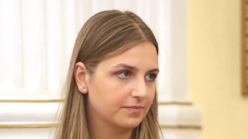 Η Σοφία Μητσοτάκη δημοσίευσε το εισιτήριο της πτήσης της από το Ομάν στην Αθήνα: «Ελπίζω ότι εδώ ολοκληρώνεται αυτή η αθλιότητα»