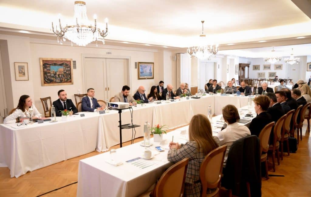 «Innovation Meets Industry» από τον ΣΦΕΕ: Νέα πρωτοβουλία για την ενίσχυση της καινοτομίας στην υγεία σε συνεργασία με την ID-GC «Innovation Meets Industry» από τον ΣΦΕΕ: Νέα πρωτοβουλία για την ενίσχυση της καινοτομίας στην υγεία σε συνεργασία με την ID-GC