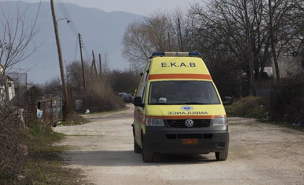Τραγωδία στη Λαμία: Νεκρός 28χρονος μετά από πτώση από ταράτσα