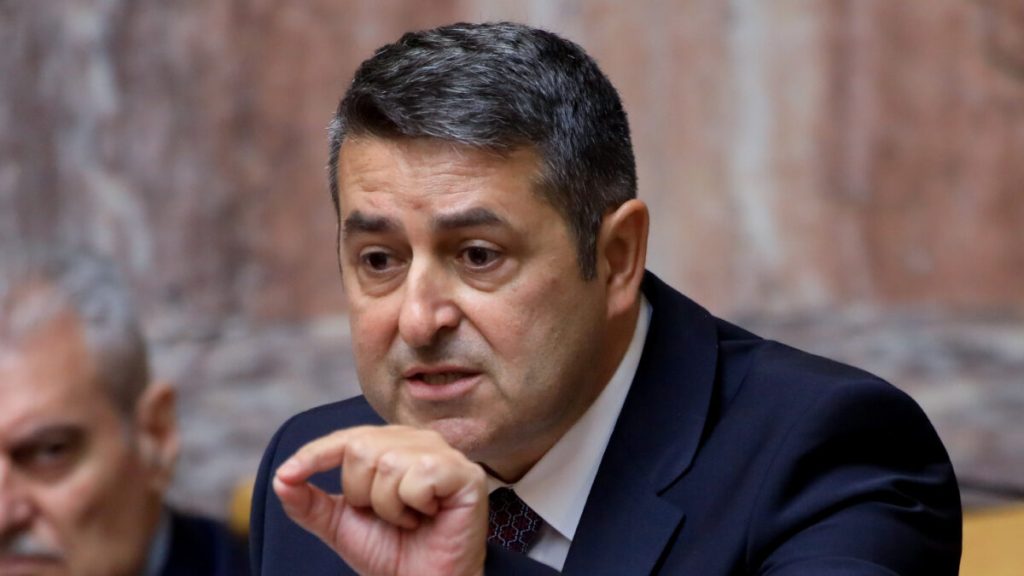 Ο Γιώργος Μυλωνάκης επέστρεψε στην Ελλάδα από το κέντρο αποκατάστασης στη Γερμανία – Βελτιώνεται η υγεία του Ο Γιώργος Μυλωνάκης επέστρεψε στην Ελλάδα από το κέντρο αποκατάστασης στη Γερμανία – Βελτιώνεται η υγεία του