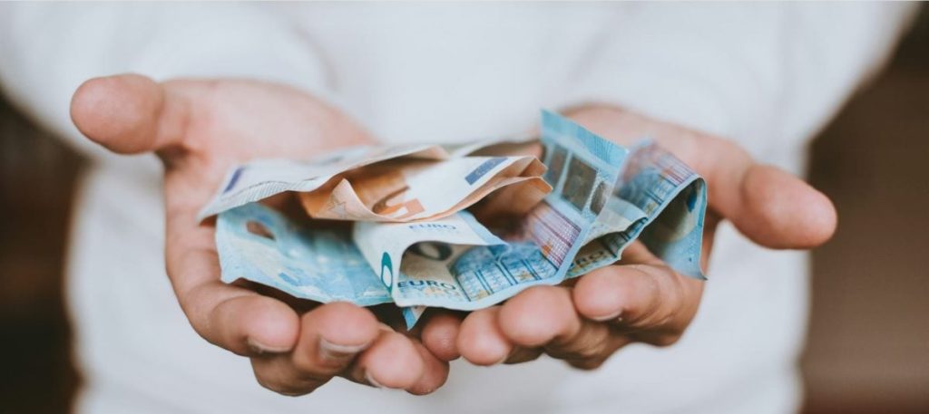 Κινδυνεύουν με περικοπή 200.000 συντάξεις χηρείας– Η απόφαση του ΣτΕ Κινδυνεύουν με περικοπή 200.000 συντάξεις χηρείας– Η απόφαση του ΣτΕ