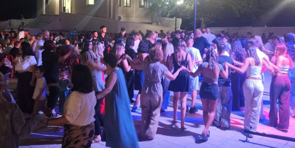 Με μεγάλη επιτυχία και πολύ κόσμο το πανηγύρι στην Ξυνιάδα Δομοκού!