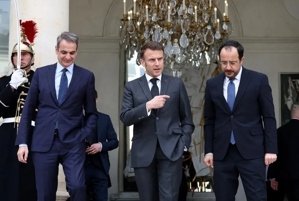 Mε Navtex και γαλλικά πλοία για έρευνα η επανεκκίνηση της ηλεκτρικής διασύνδεσης Κύπρου-Ελλάδας: Τι συμφώνησαν Χριστοδουλίδης- Μητσοτάκης και Μακρόν