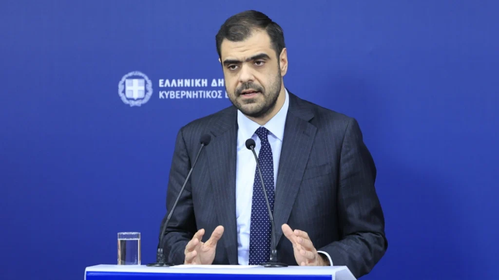 Μαρινάκης: Όσο αποδίδουν τα μέτρα για τη φοροδιαφυγή, τόσο σταδιακά πρέπει να φεύγουν τα τεκμήρια