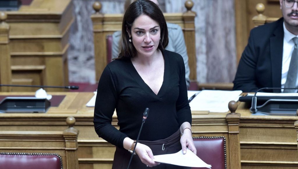 Πρόγραμμα μετεγκατάστασης: Στις 14 Οκτωβρίου ανοίγει η πλατφόρμα – Ενίσχυση 10.000 ευρώ Πρόγραμμα μετεγκατάστασης: Στις 14 Οκτωβρίου ανοίγει η πλατφόρμα – Ενίσχυση 10.000 ευρώ
