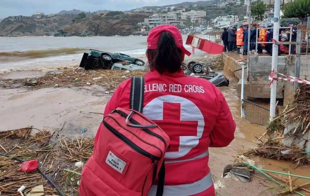 Πλημμύρες: 10 οδηγίες του Ελληνικού Ερυθρού Σταυρού που μπορούν να σώσουν ζωές