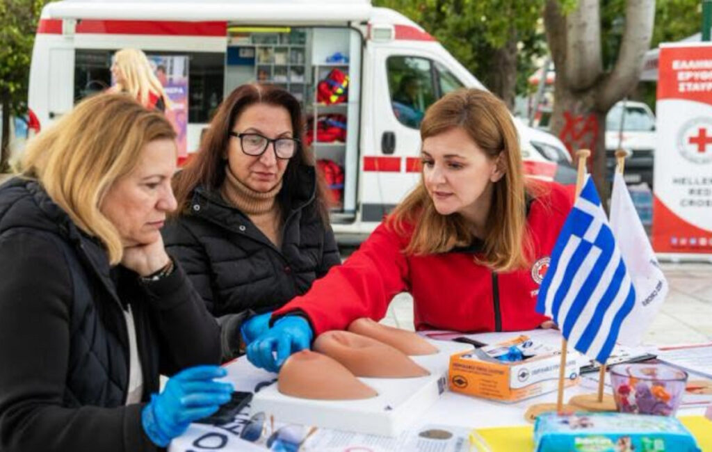 Καρκίνος του μαστού: Δωρεάν κλινική εξέταση και ενημέρωση στο Σύνταγμα από τον Ελληνικό Ερυθρό Σταυρό