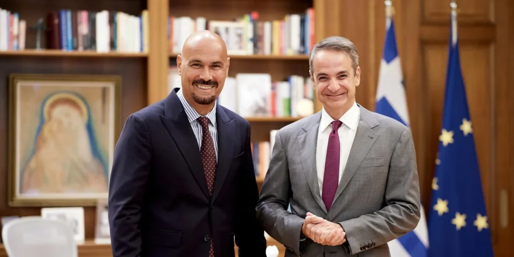 Ο φωτογράφος Δημήτρης Σκουλός επίσημα υποψήφιος με τη ΝΔ -Συναντήθηκε με τον Μητσοτάκη